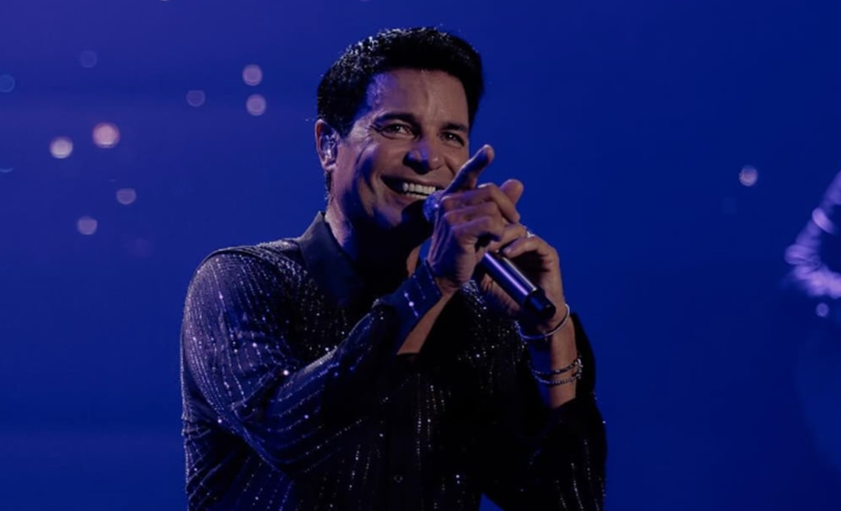 Chayanne anuncia dos nuevos conciertos en la CDMX